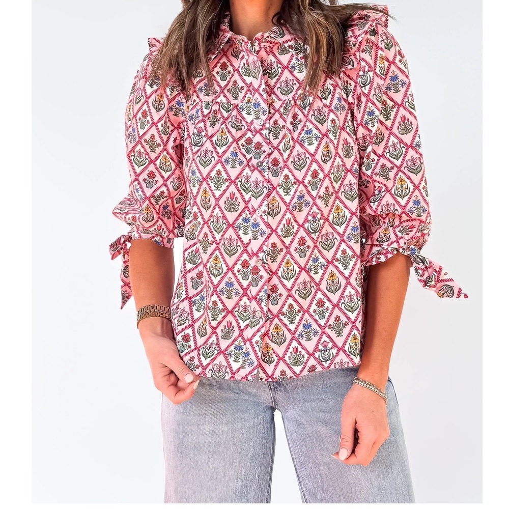 Avara Pink Floral Block Print Ruffle Button Down Blouse Tie Sleeve Small NWT